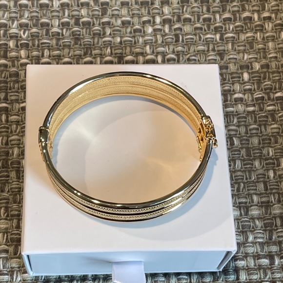 Adina Eden Solid Double Row Indented Bangle Bracelet, Gold - NWT - Picture 4 of 5